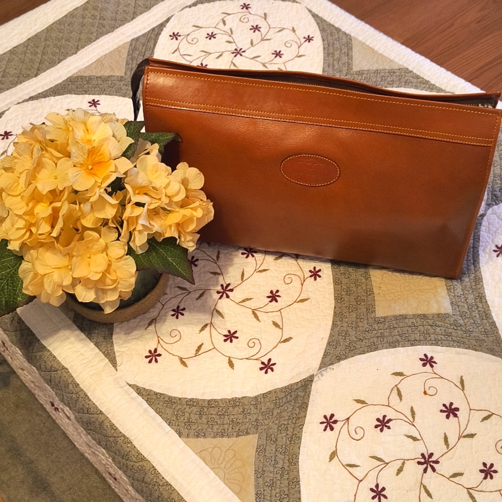 Vintage Leather British Khaki Zipper Satchel Purse